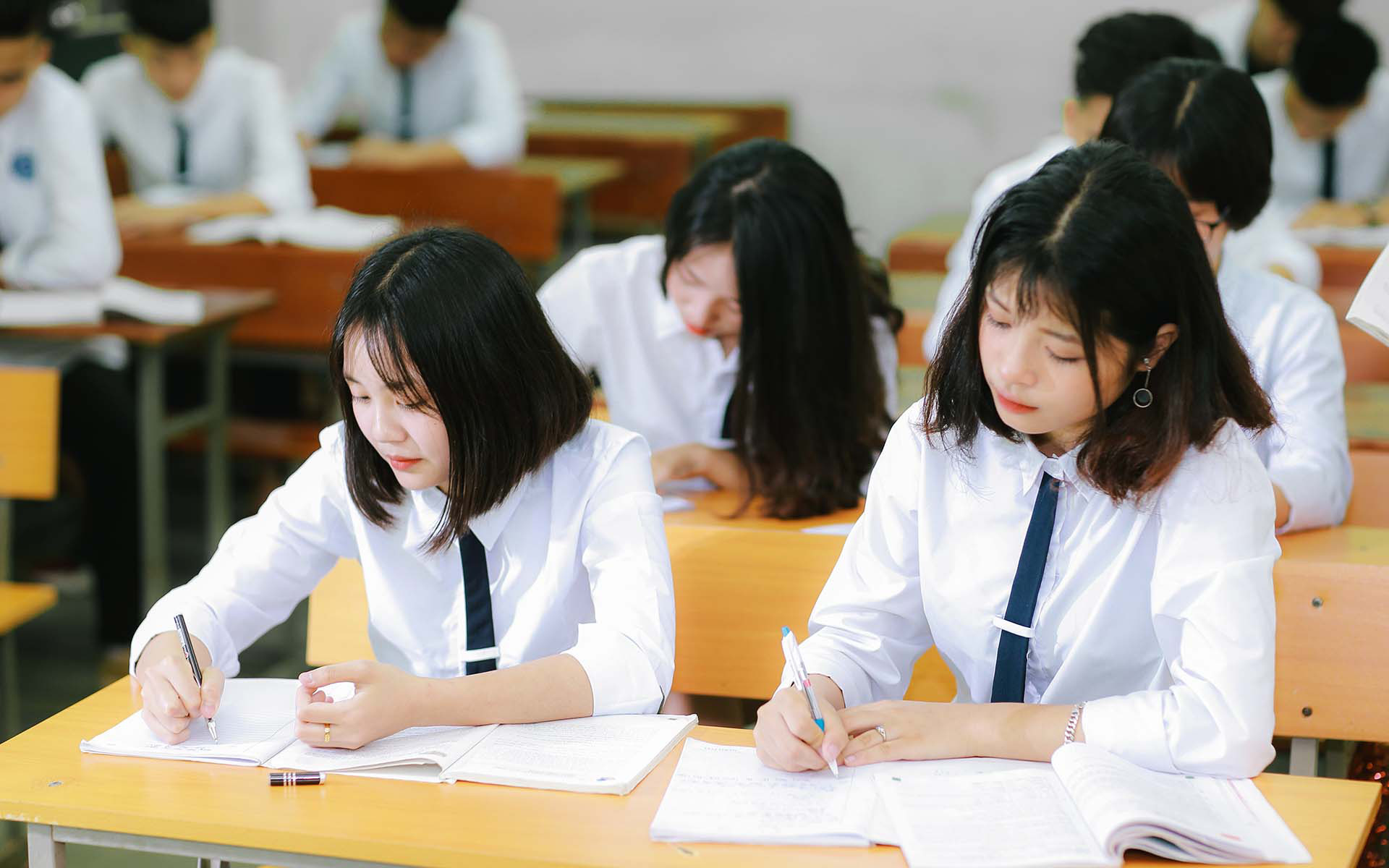 Les lycéens commencent à s inscrire à l’examen de fin d études secondaires